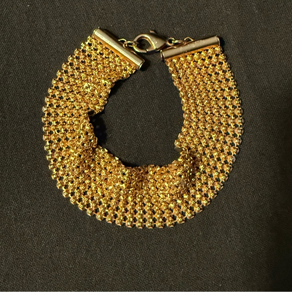 Gold Tone Mesh Bracelet 7/8” Wide